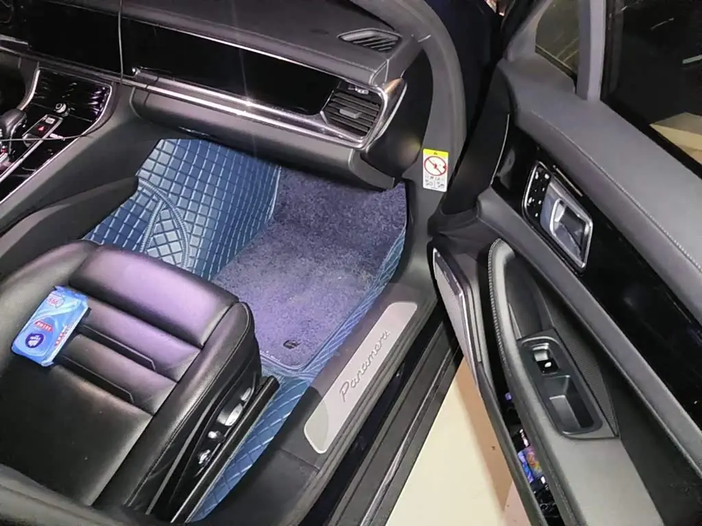 Porsche Panamera 2018 — Photo 12/12