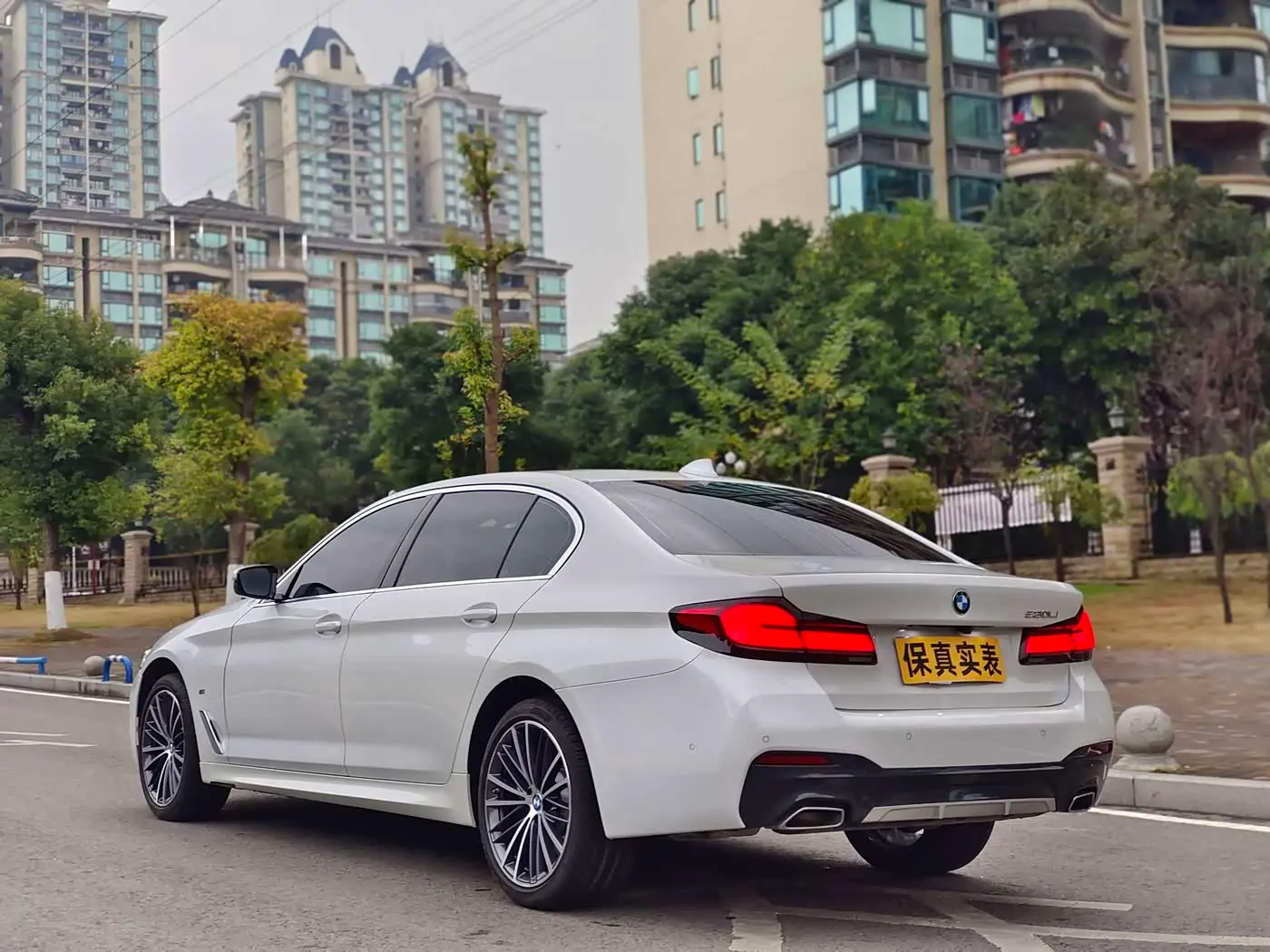 BMW 5 Series 2024 — Photo 18/20