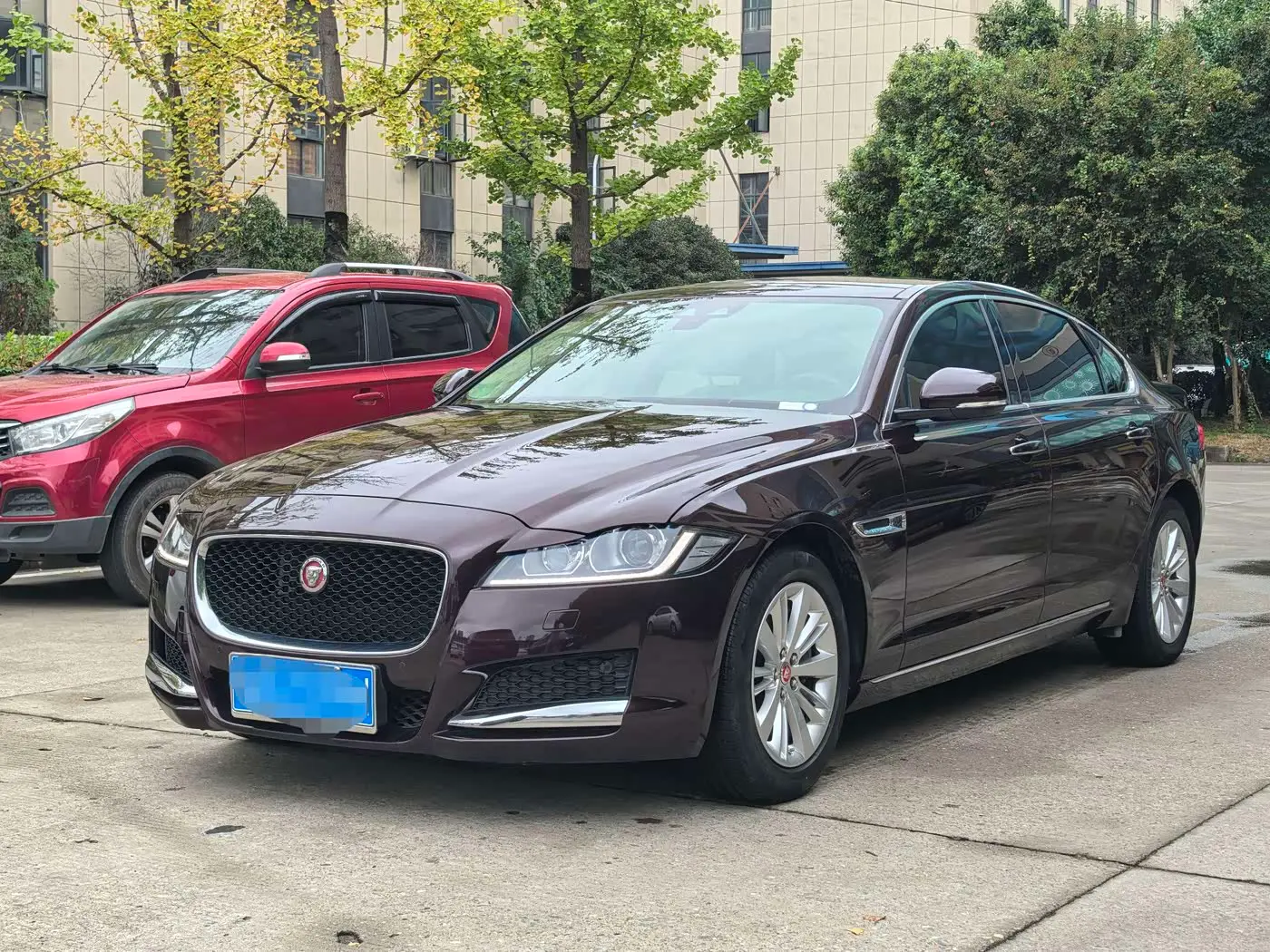 Jaguar XFL 2017 — Фото 1/16