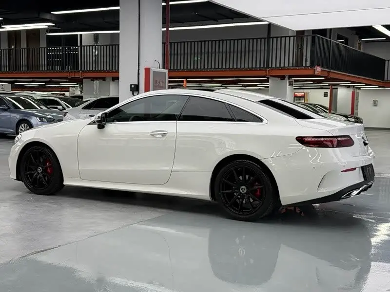 Mercedes-Benz E-Class 2021 — Şəkil 8/10