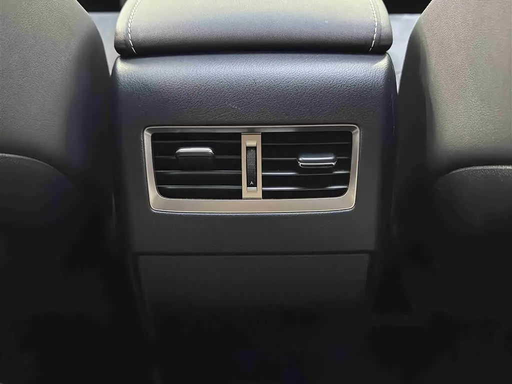 Lexus RX 2021 — Photo 12/15