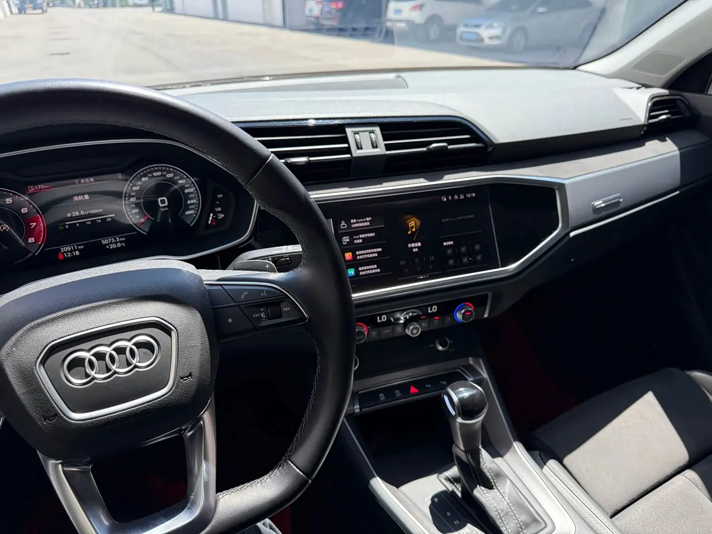 Audi Q3 2023 — Photo 17/20