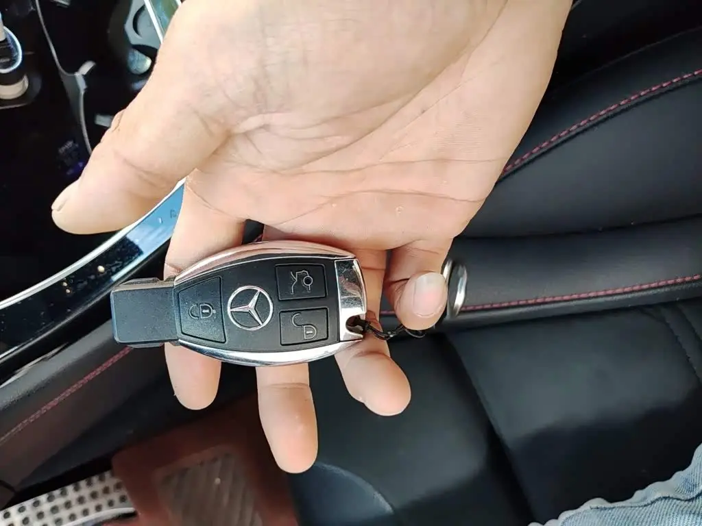 Mercedes-Benz GLC AMG 2018 — Фото 12/20