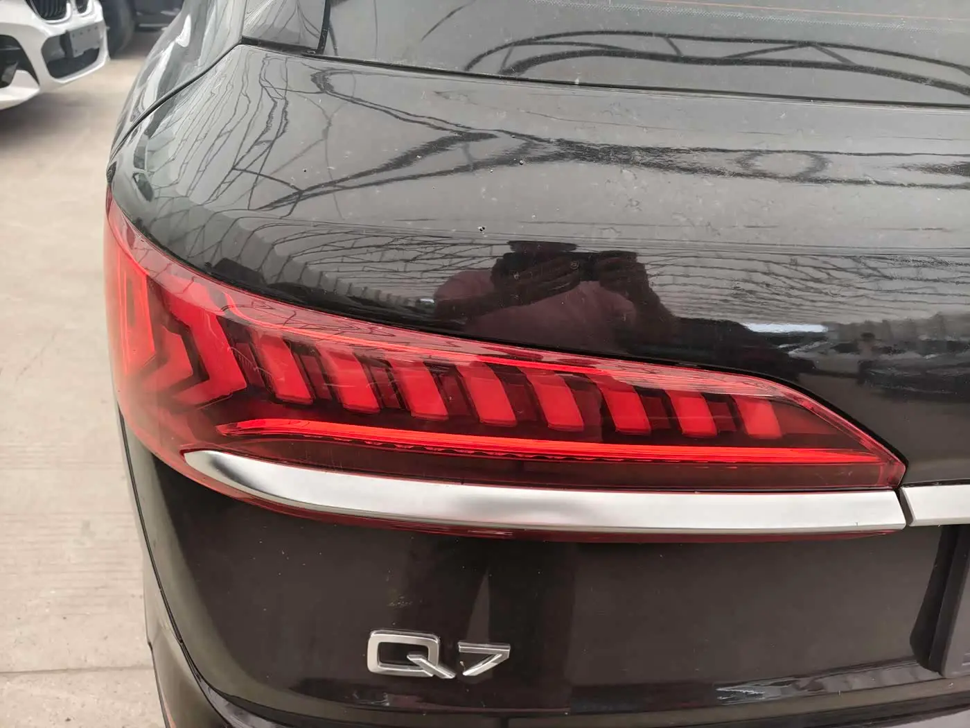 Audi Q7 2022 — Photo 12/20