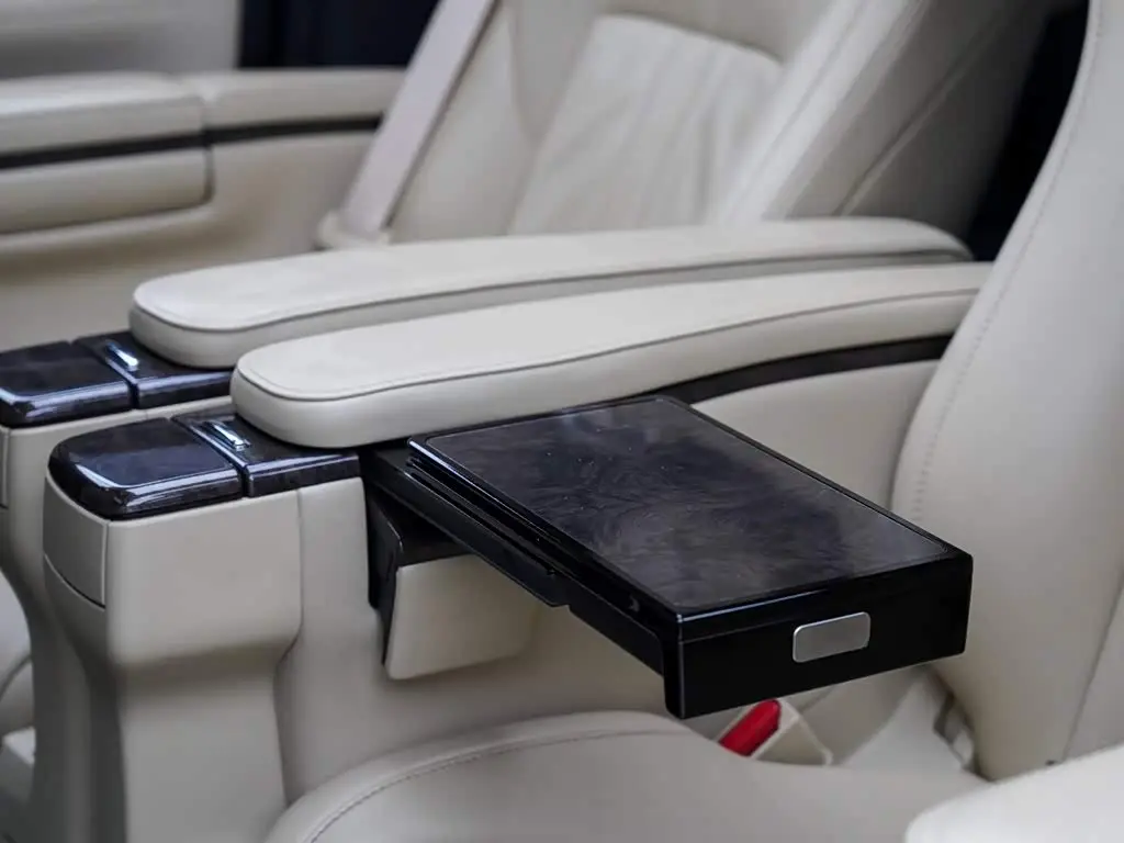 Toyota Vellfire 2021 — Photo 14/20