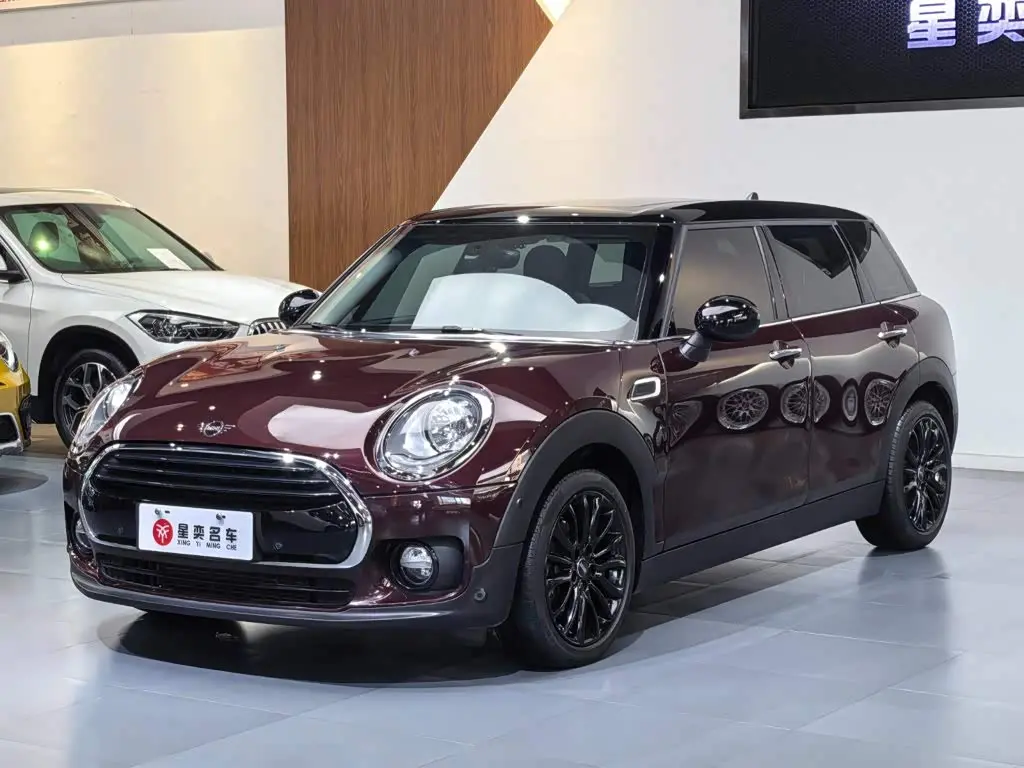 MINI CLUBMAN 2019 — Фото 1/20