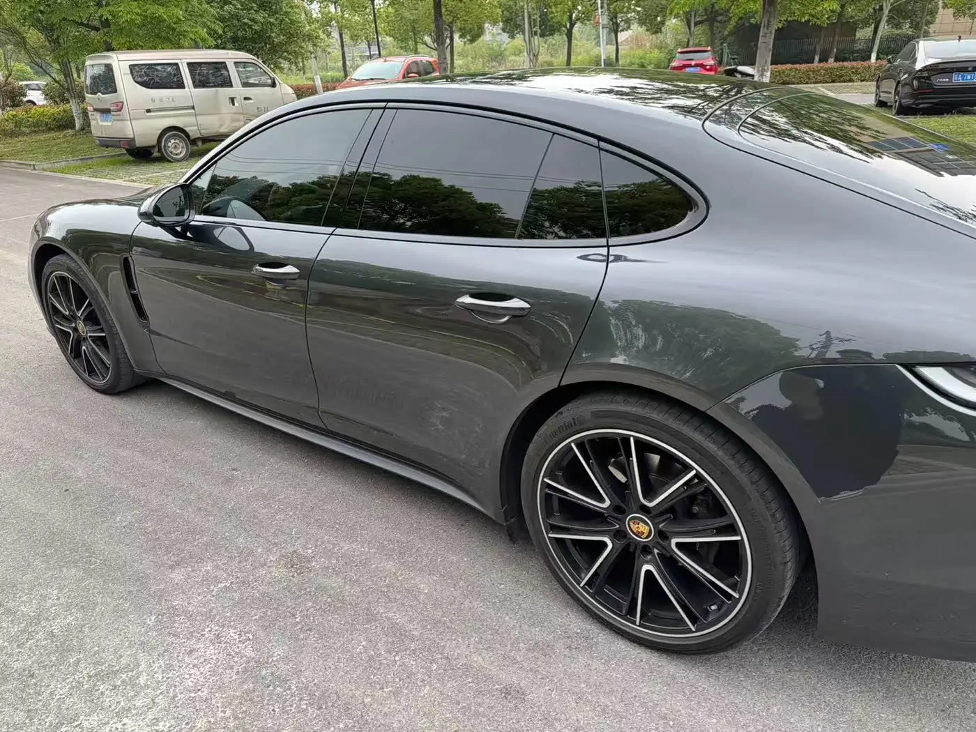 Porsche Panamera 2023 — ფოტო 6/10