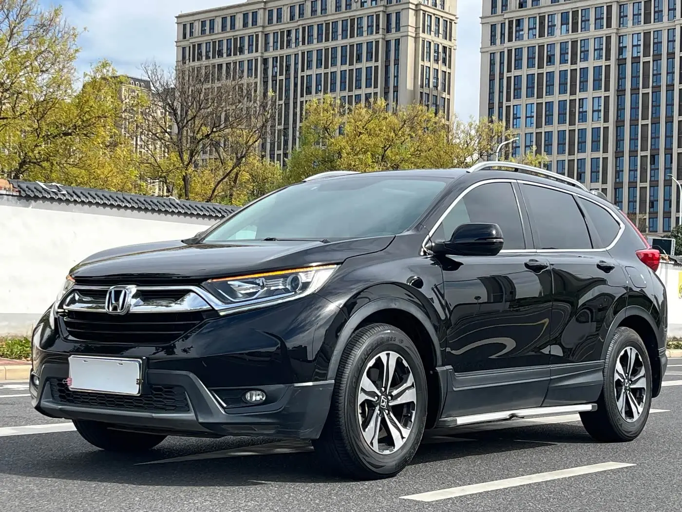 Honda CR-V 2019 — Фото 1/14