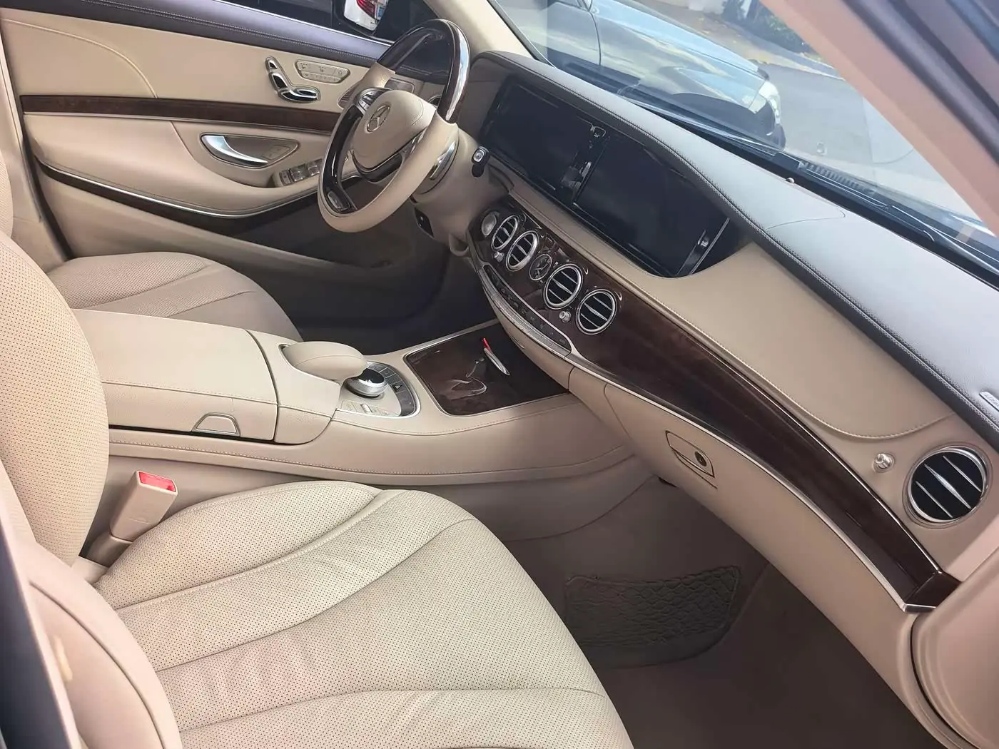 Mercedes-Benz S-Class 2014 — Photo 18/20