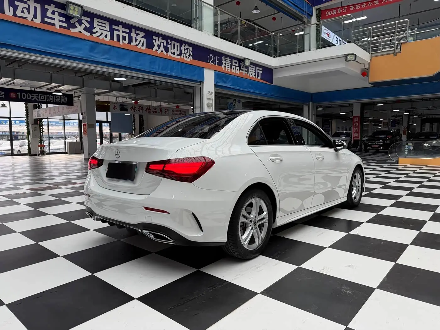Mercedes-Benz A-Class 2023 — Фото 6/19