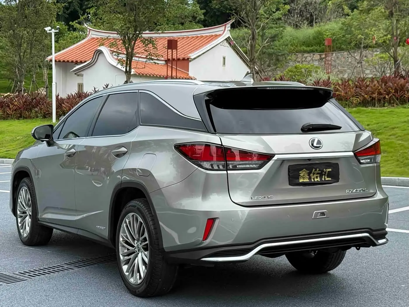 Lexus RX 2021 — Şəkil 7/9
