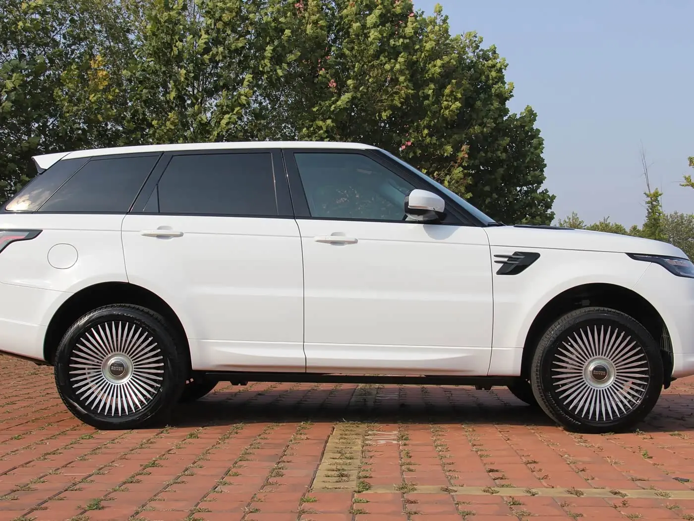 Land Rover Range Rover Sport 2020 — Фото 8/20