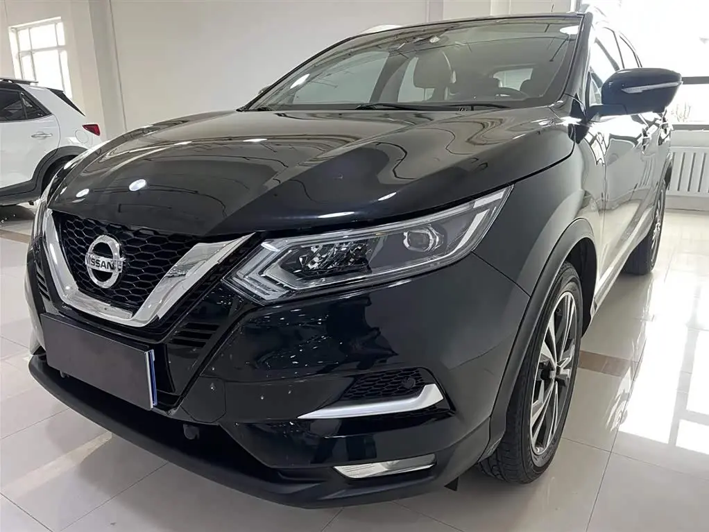 Nissan Qashqai 2021 — Фото 1/20