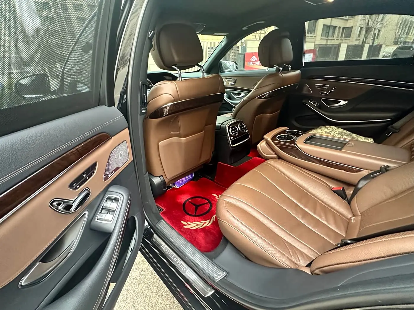 Mercedes-Benz S-Class 2020 — Photo 11/17