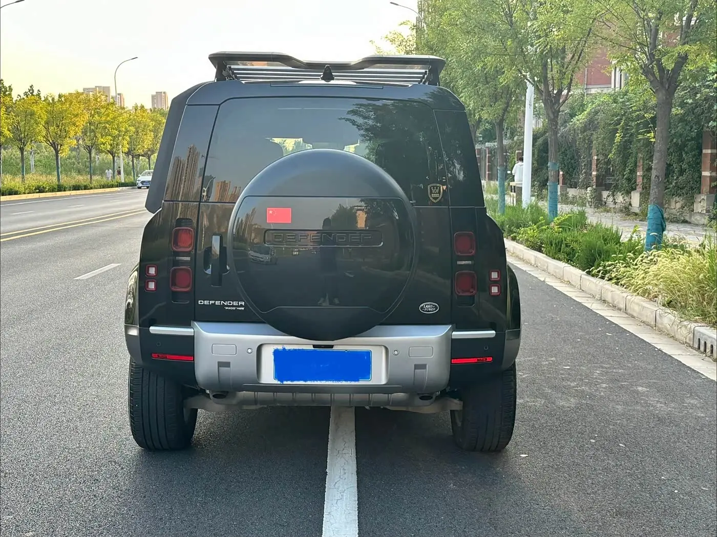 Land Rover Defender 2020 — Photo 20/20