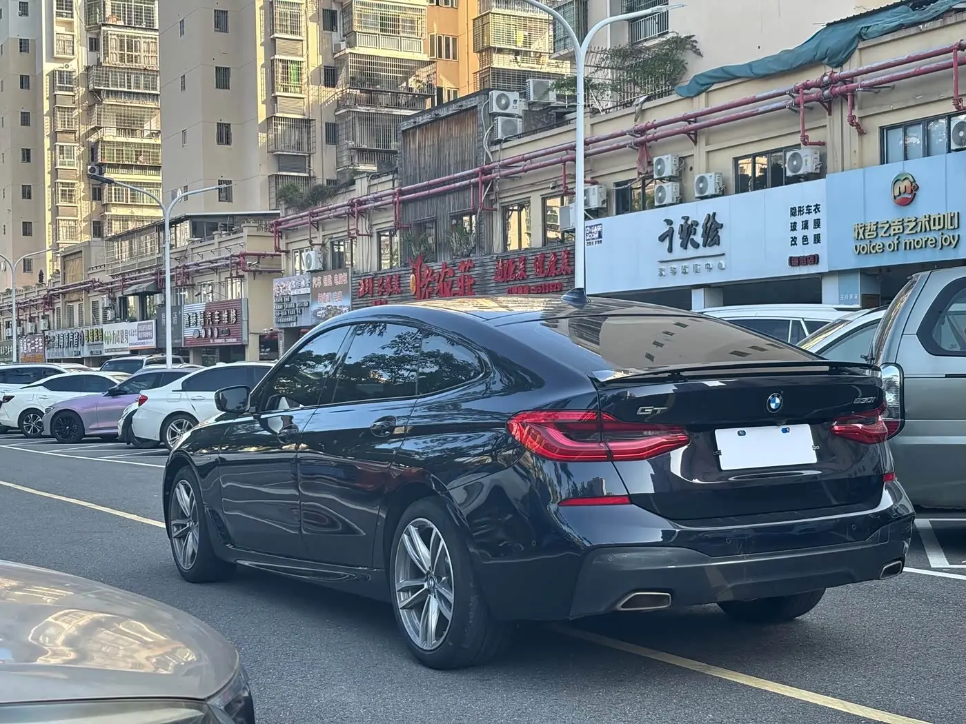 BMW 6 Series GT 2020 — Şəkil 8/10
