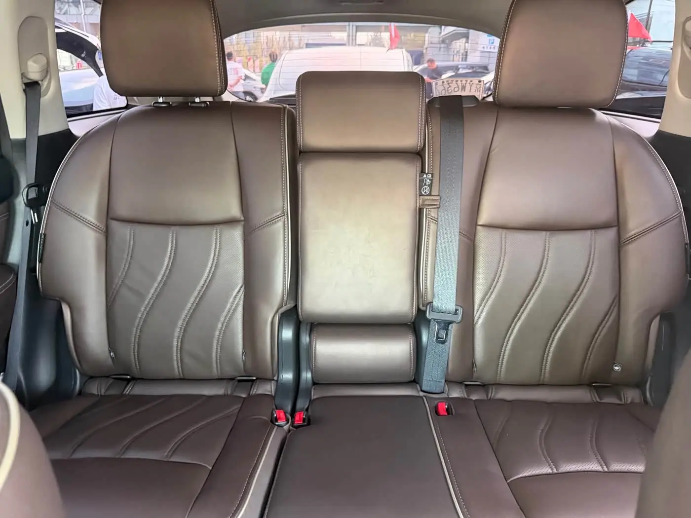 Infiniti QX60 2020 — Photo 8/12
