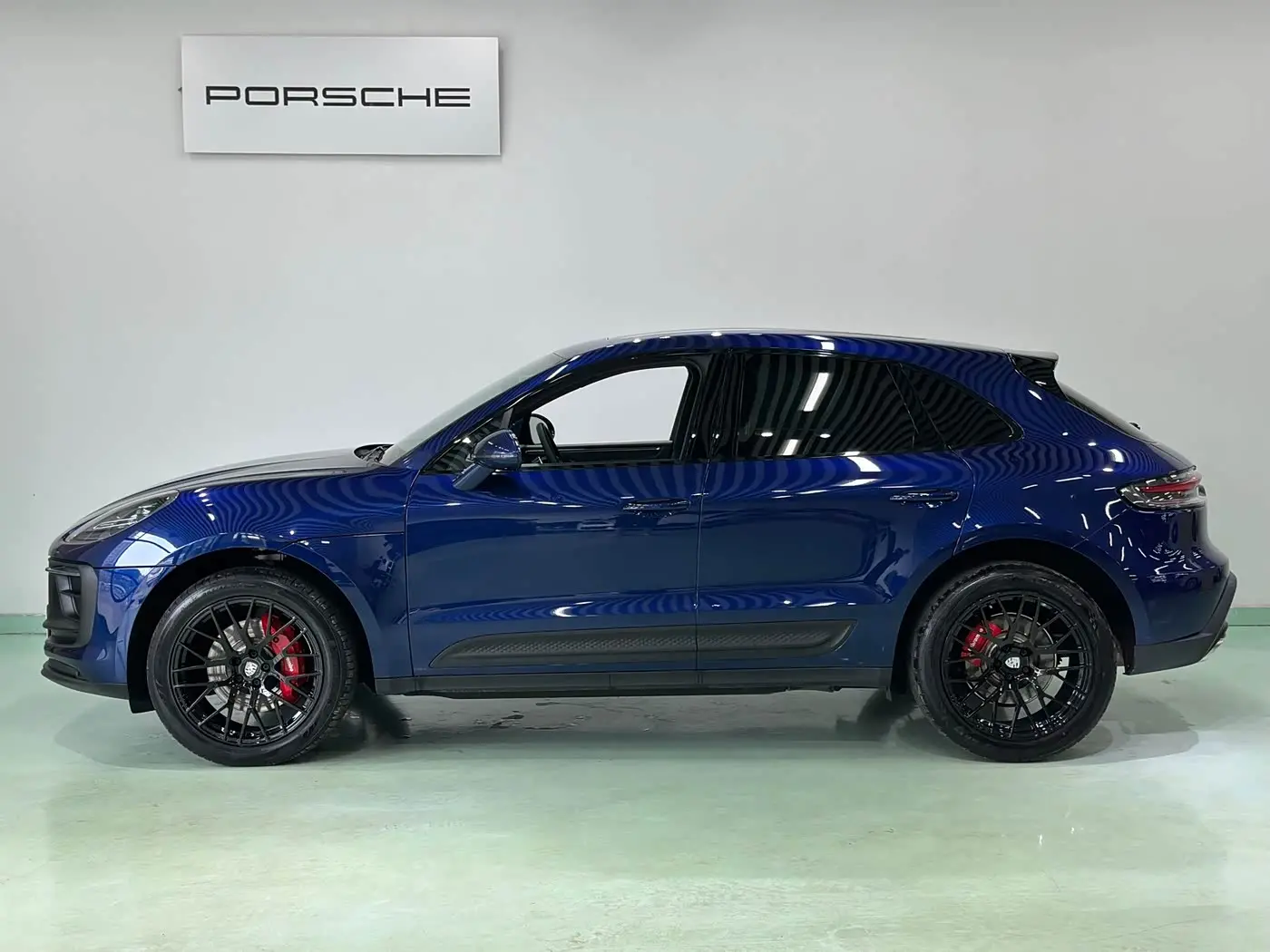 Porsche Macan 2022 — Photo 13/20