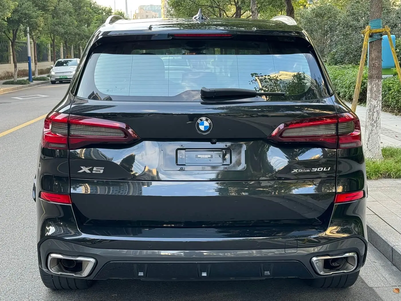 BMW X5 2022 — Photo 4/17