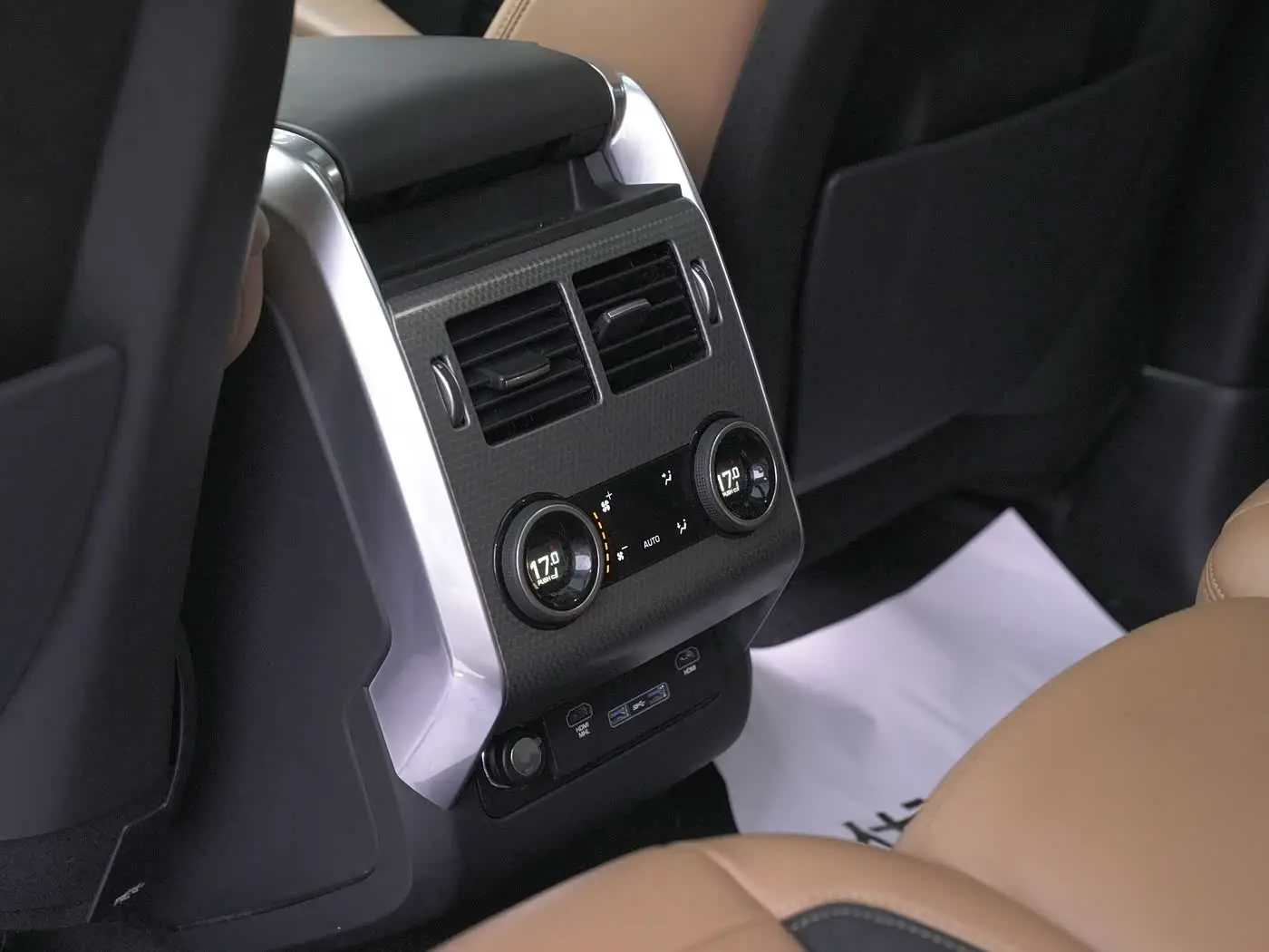 Land Rover Range Rover Sport 2020 — Photo 14/15