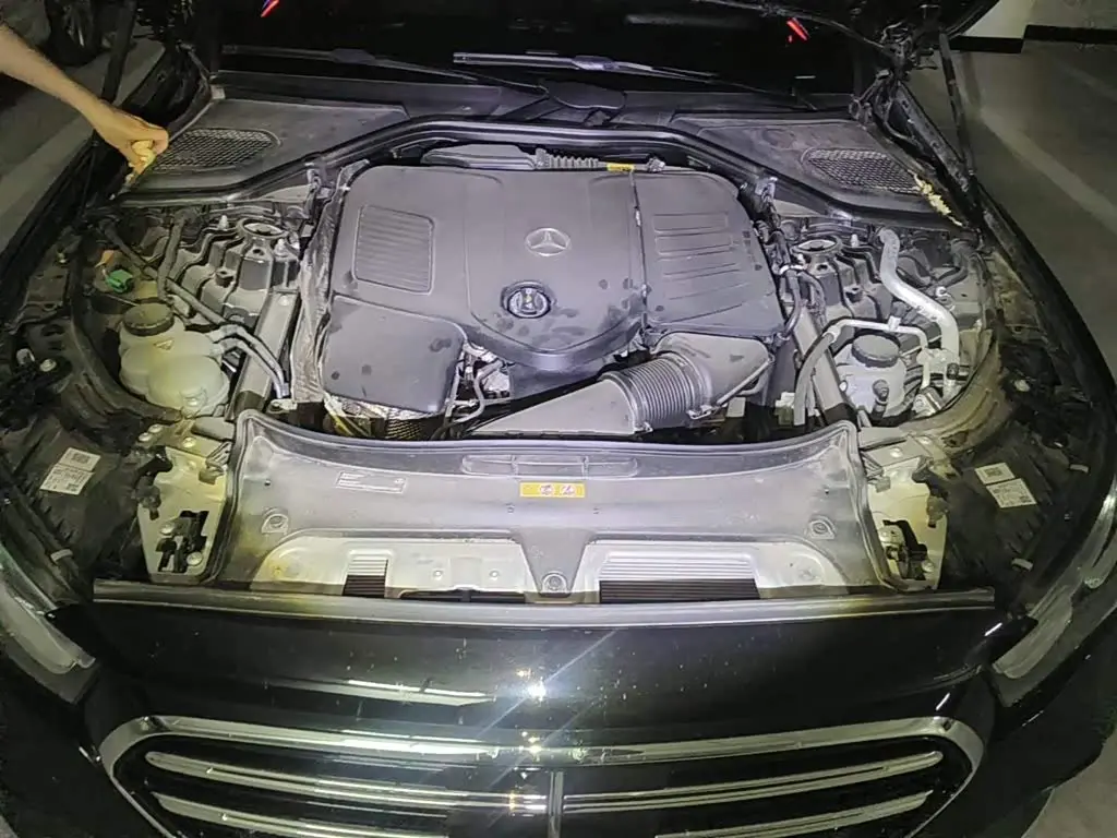 Mercedes-Benz E-Class New Energy 2025 — Фото 3/13