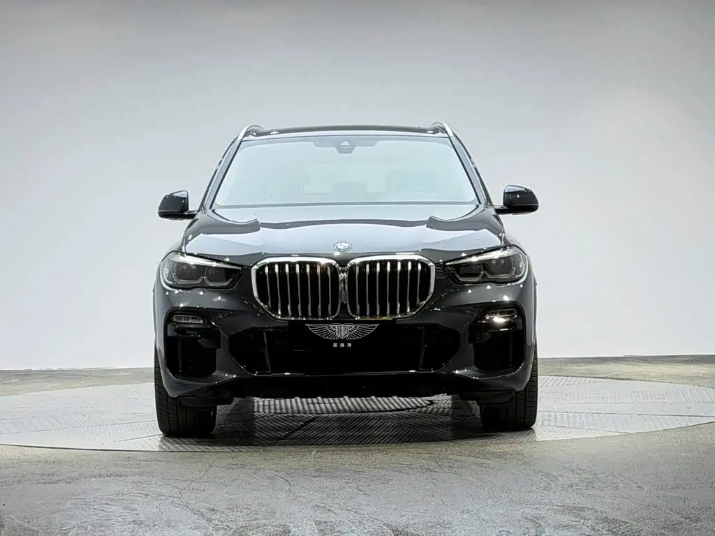 BMW X5 2020 — Photo 2/16