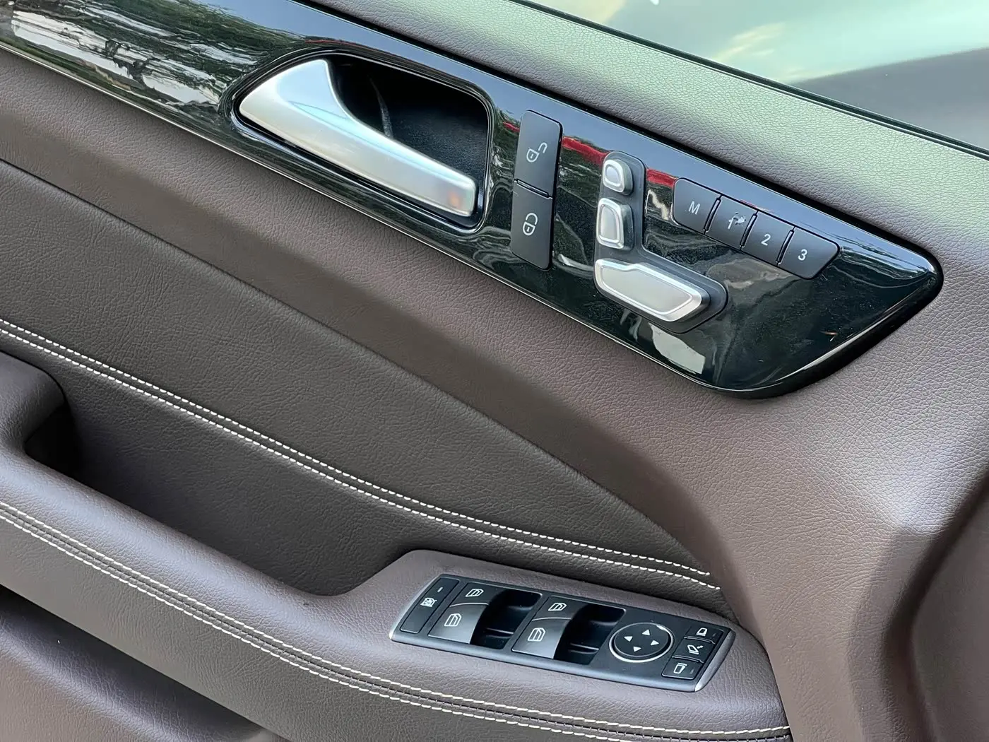 Mercedes-Benz GLE 2019 — Şəkil 14/19