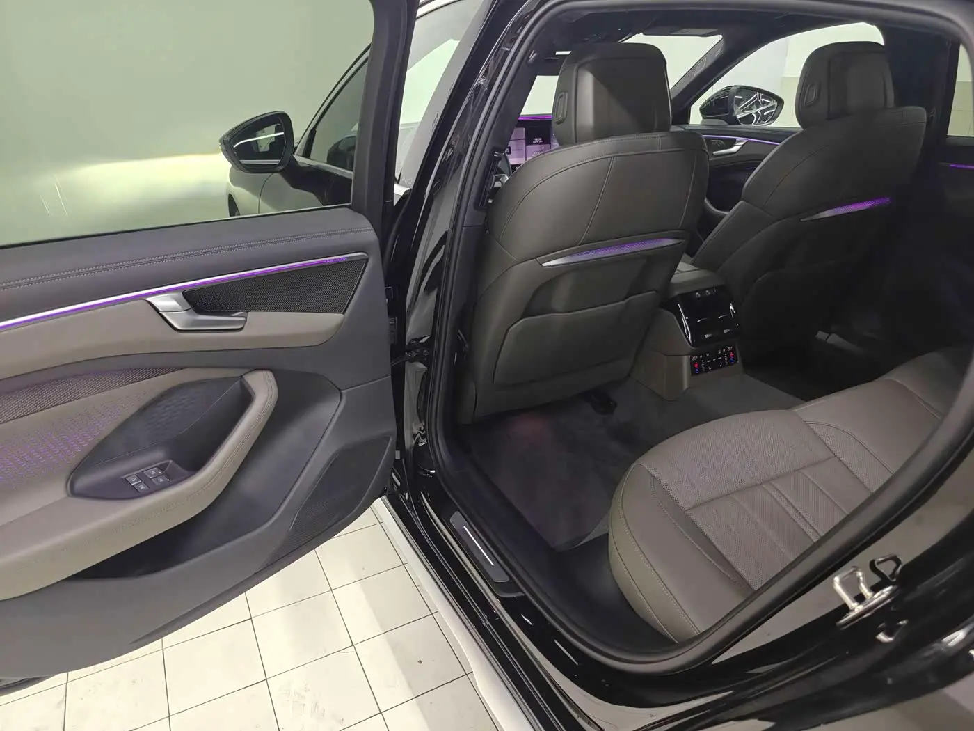 Audi A6L 2026 — Photo 12/20