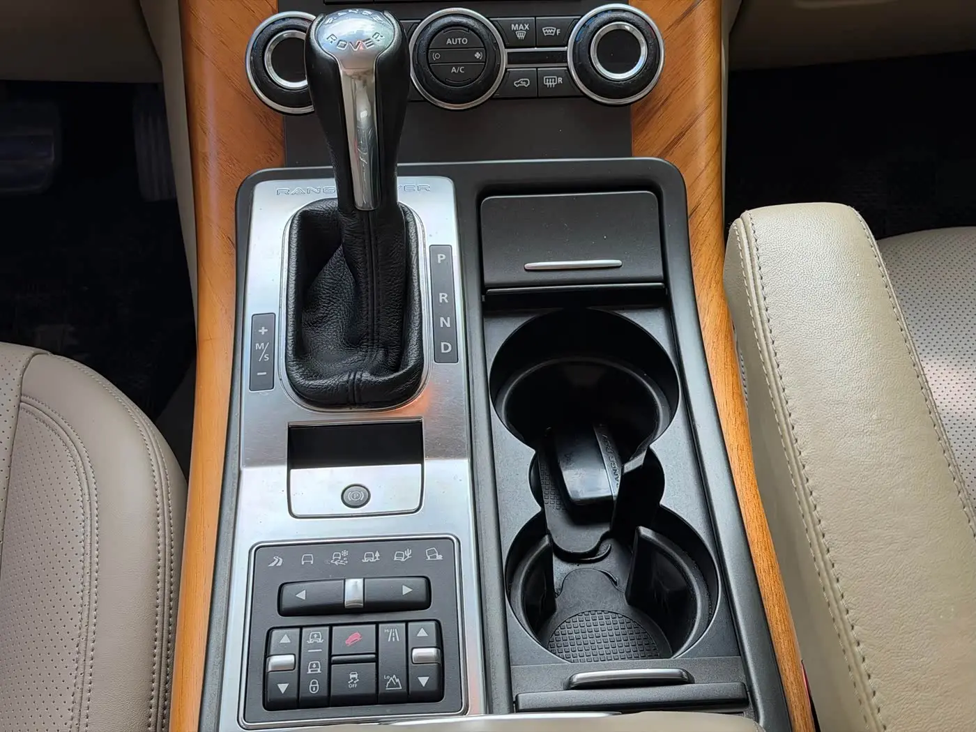Land Rover Range Rover Sport 2013 — Photo 8/15