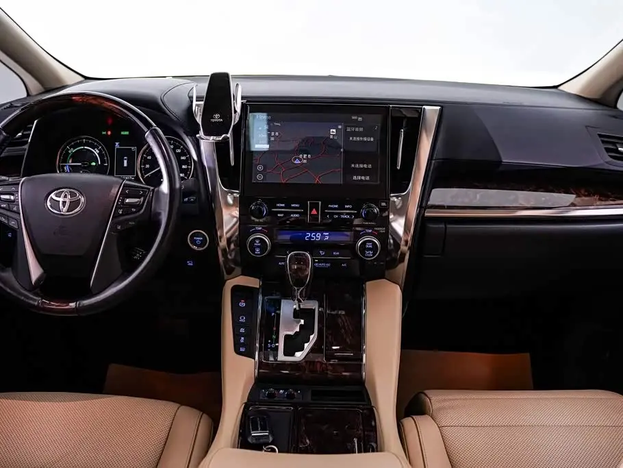 Toyota Alphard 2020 — Photo 14/20