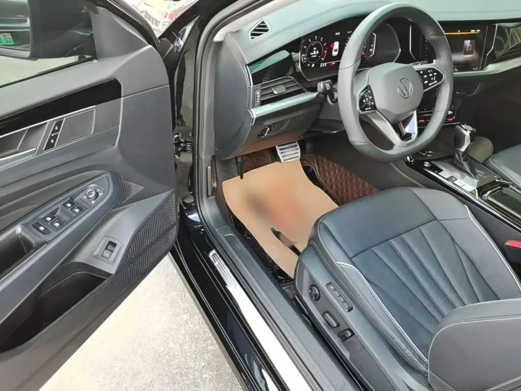 Volkswagen Passat 2024 — Şəkil 16/20