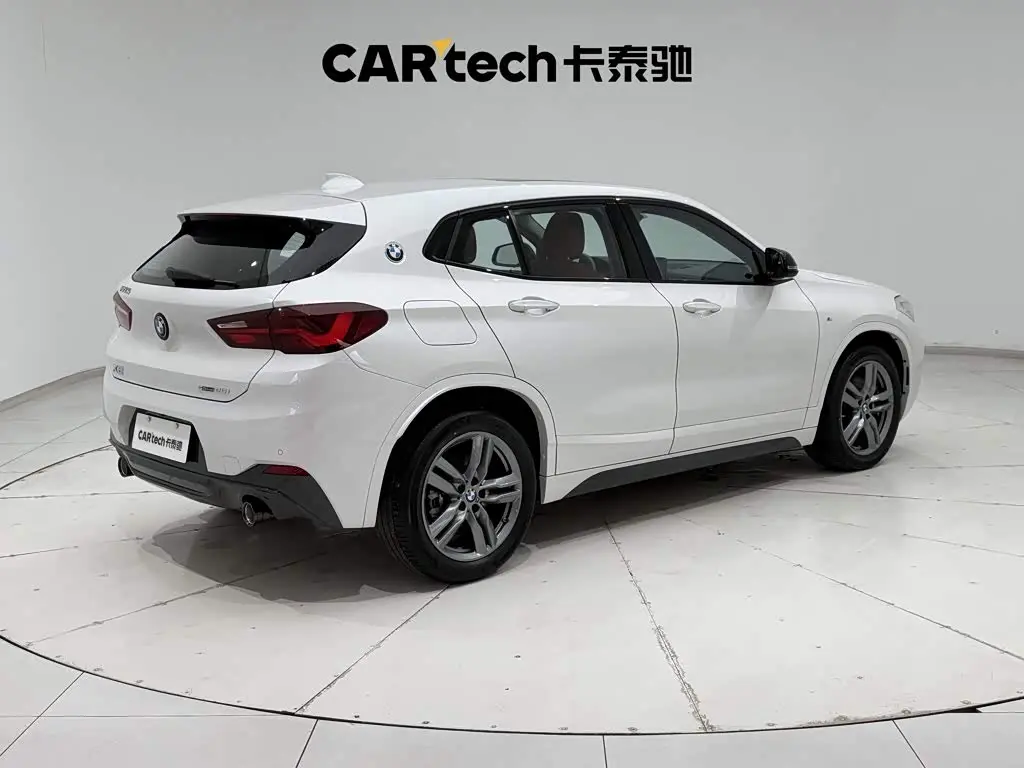 BMW X2 2023 — Фото 5/20