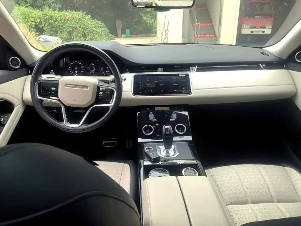Land Rover Range Rover Evoque 2022 — Фото 10/20
