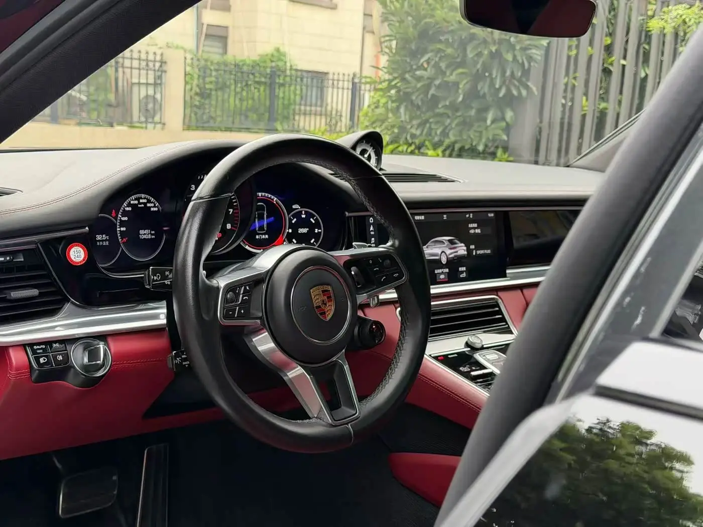 Porsche Panamera 2019 — Photo 8/9