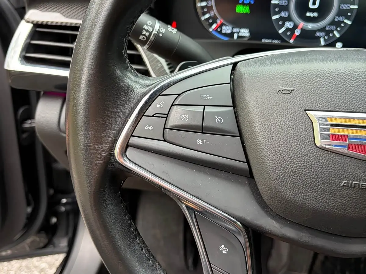 Cadillac CT6 2021 — Şəkil 14/20