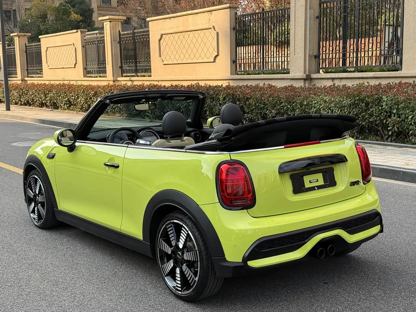 MINI MINI 2024 — Şəkil 12/20
