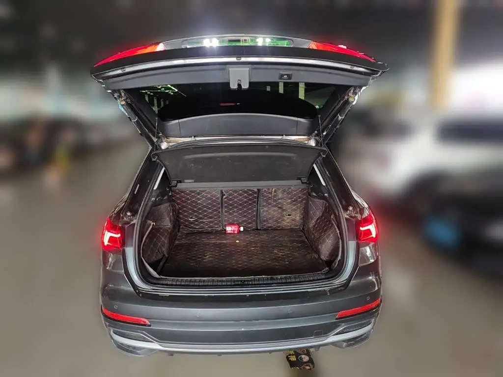 Audi Q3 2021 — Şəkil 20/20