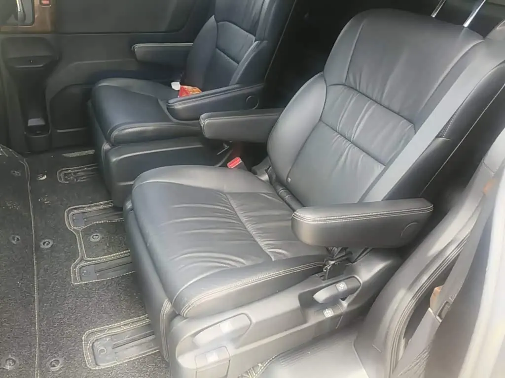 Honda Odyssey 2017 — Фото 17/20