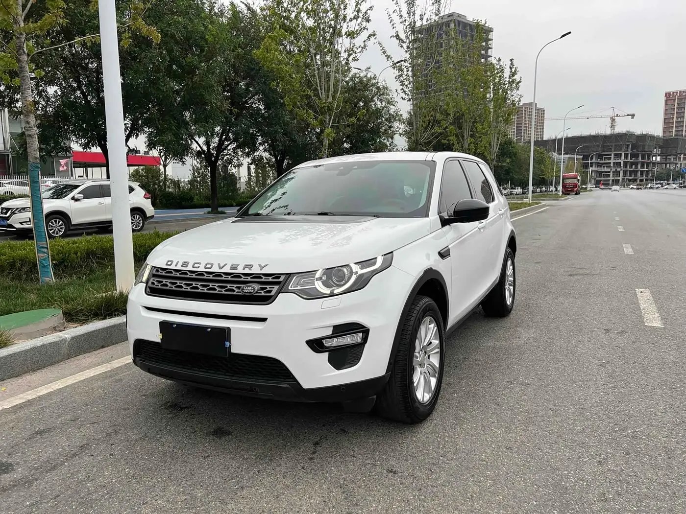 Land Rover Discovery Sport 2019 — Фото 1/20