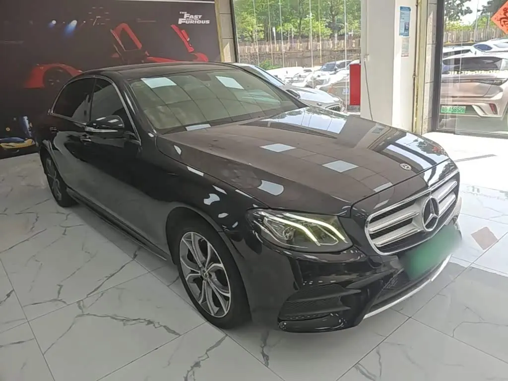 Mercedes-Benz E-Class 2020 — Фото 4/20