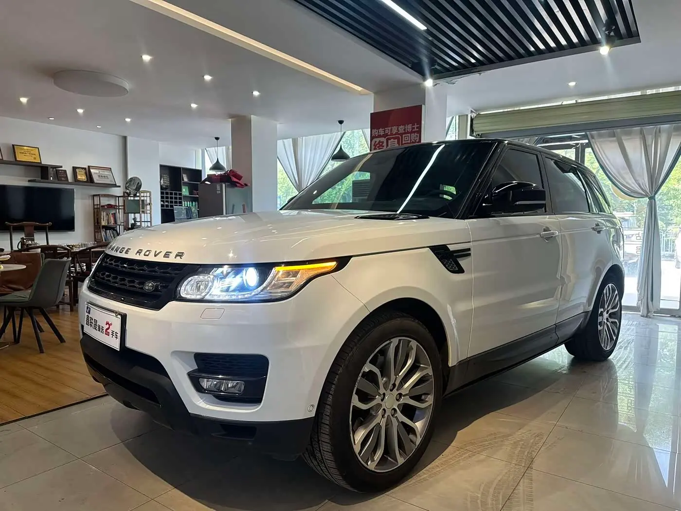 Land Rover Range Rover Sport 2014 — Şəkil 1/20