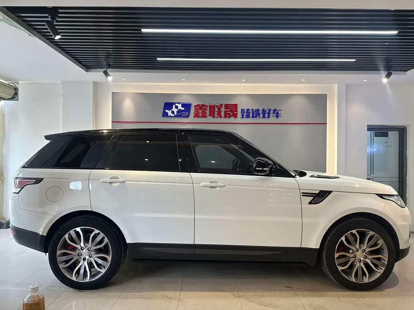Land Rover Range Rover Sport 2014 — Şəkil 5/20