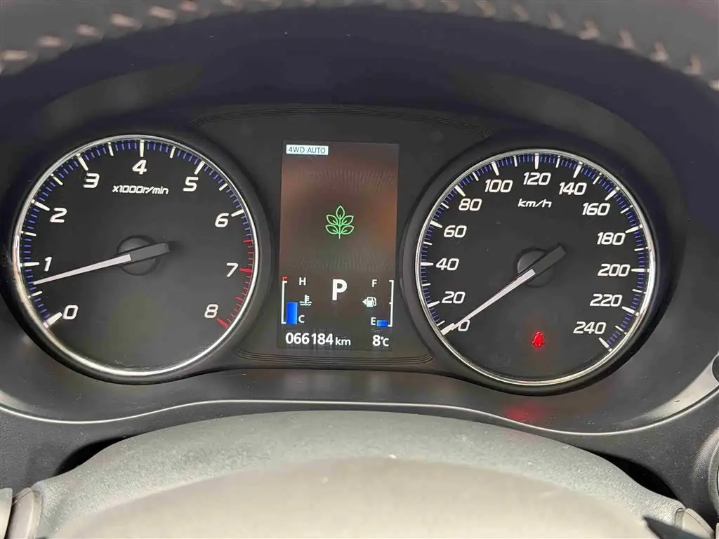 Mitsubishi Outlander 2021 — ფოტო 17/17