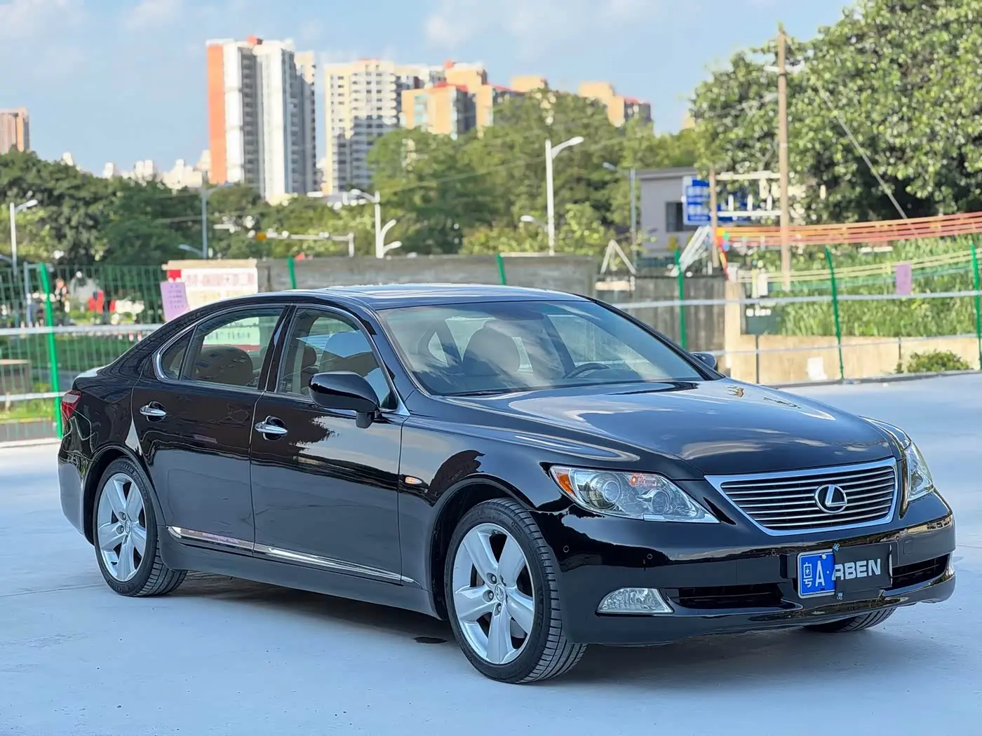 Lexus LS 2007 — Photo 3/13