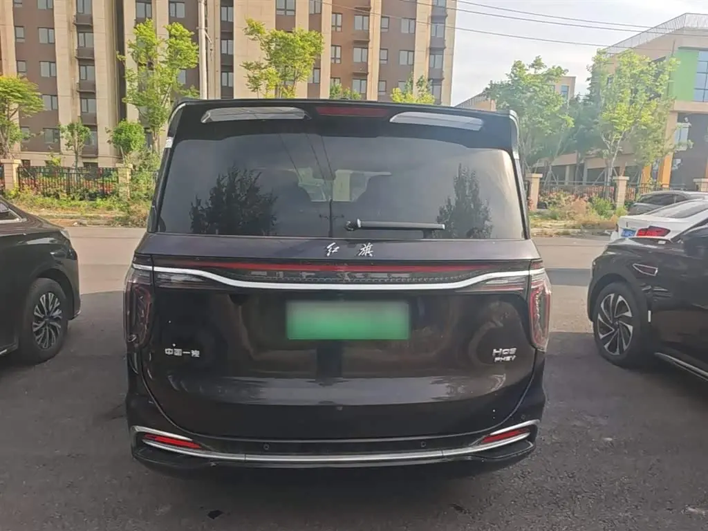 Hongqi HQ9 PHEV 2024 — Фото 6/20