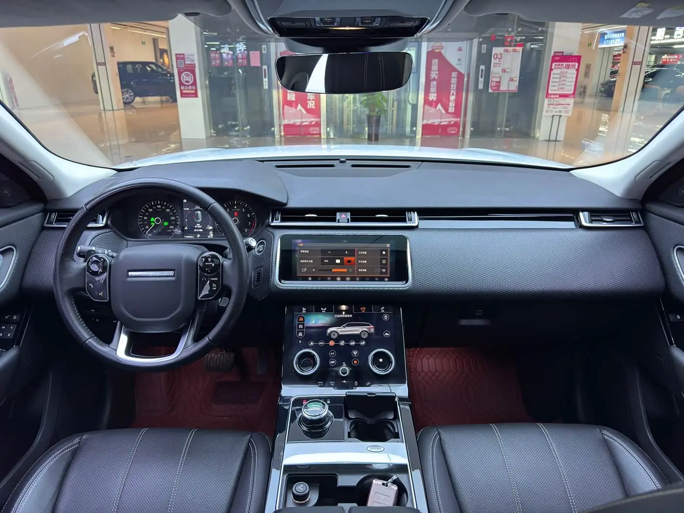 Land Rover Range Rover Velar 2018 — Фото 8/17