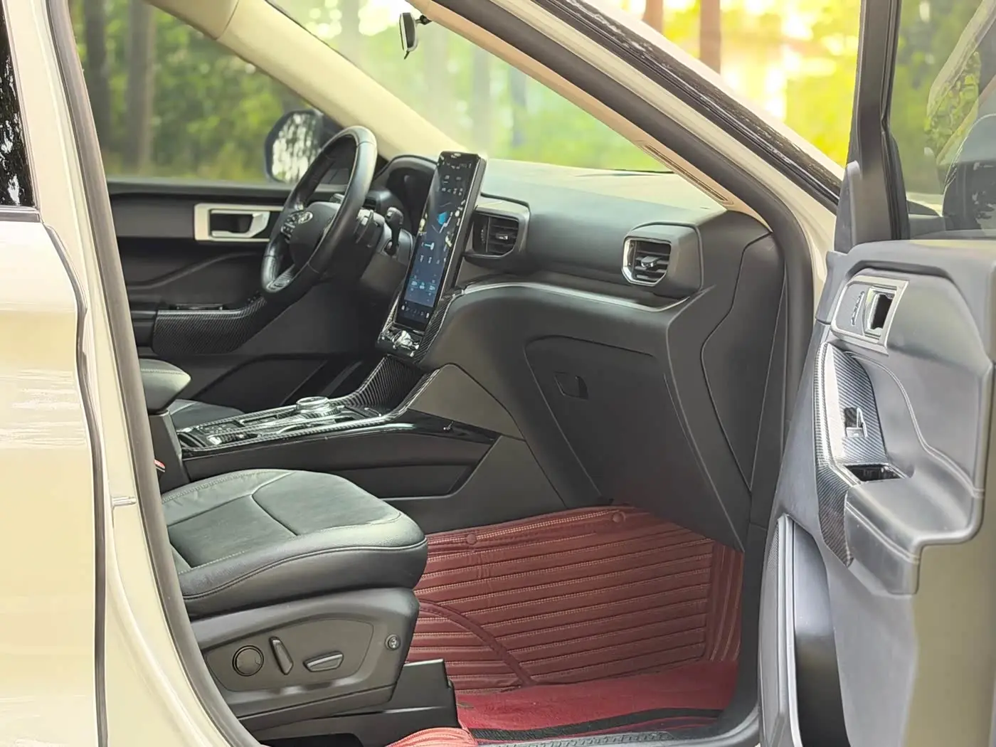 Ford Explorer 2021 — Şəkil 10/18