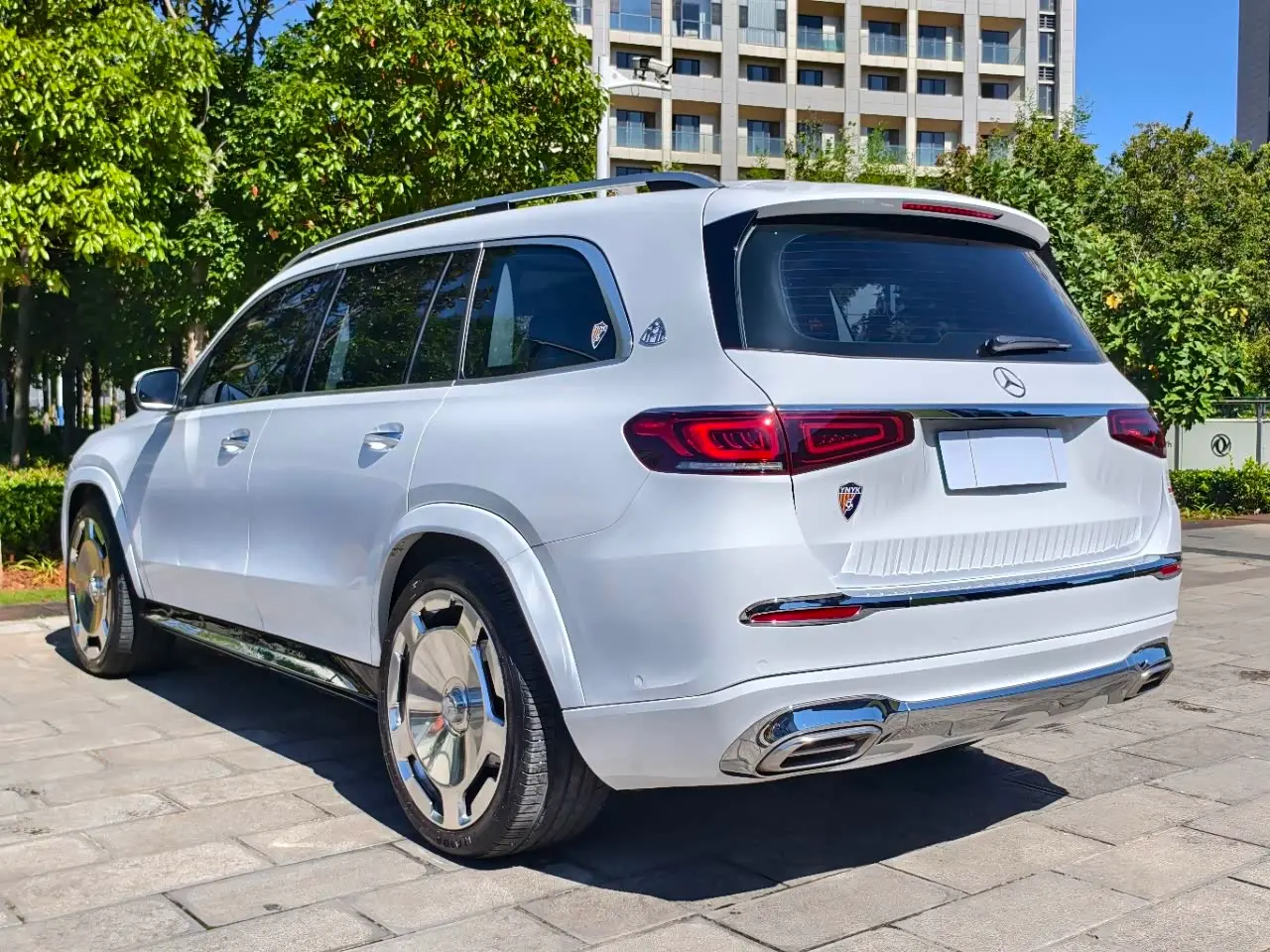 Mercedes-Benz GLS 2020 — Photo 15/15