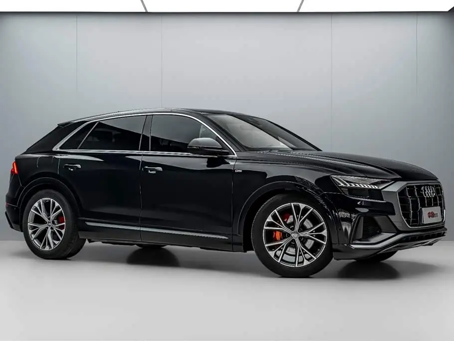 Audi Q8 2020 — Photo 3/20