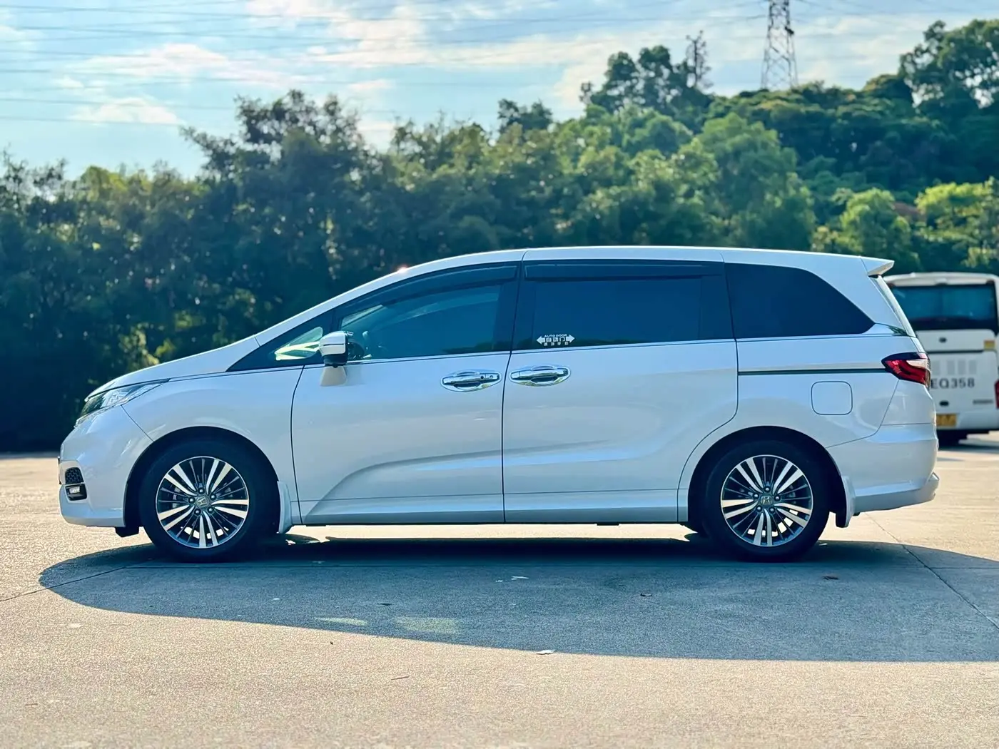 Honda Odyssey 2018 — Фото 4/20